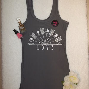 NWOT Super Soft Gray Work Out Tee Size Small